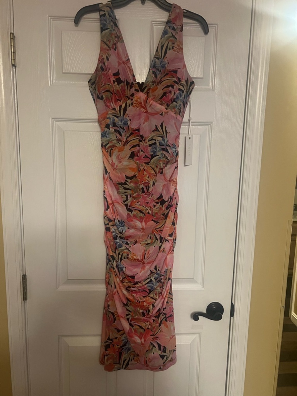 NWT Siena Floral Pink V-neck Maxi Dress 2